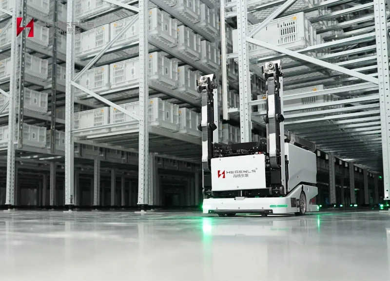 Robot de almac&eacute;n trepador